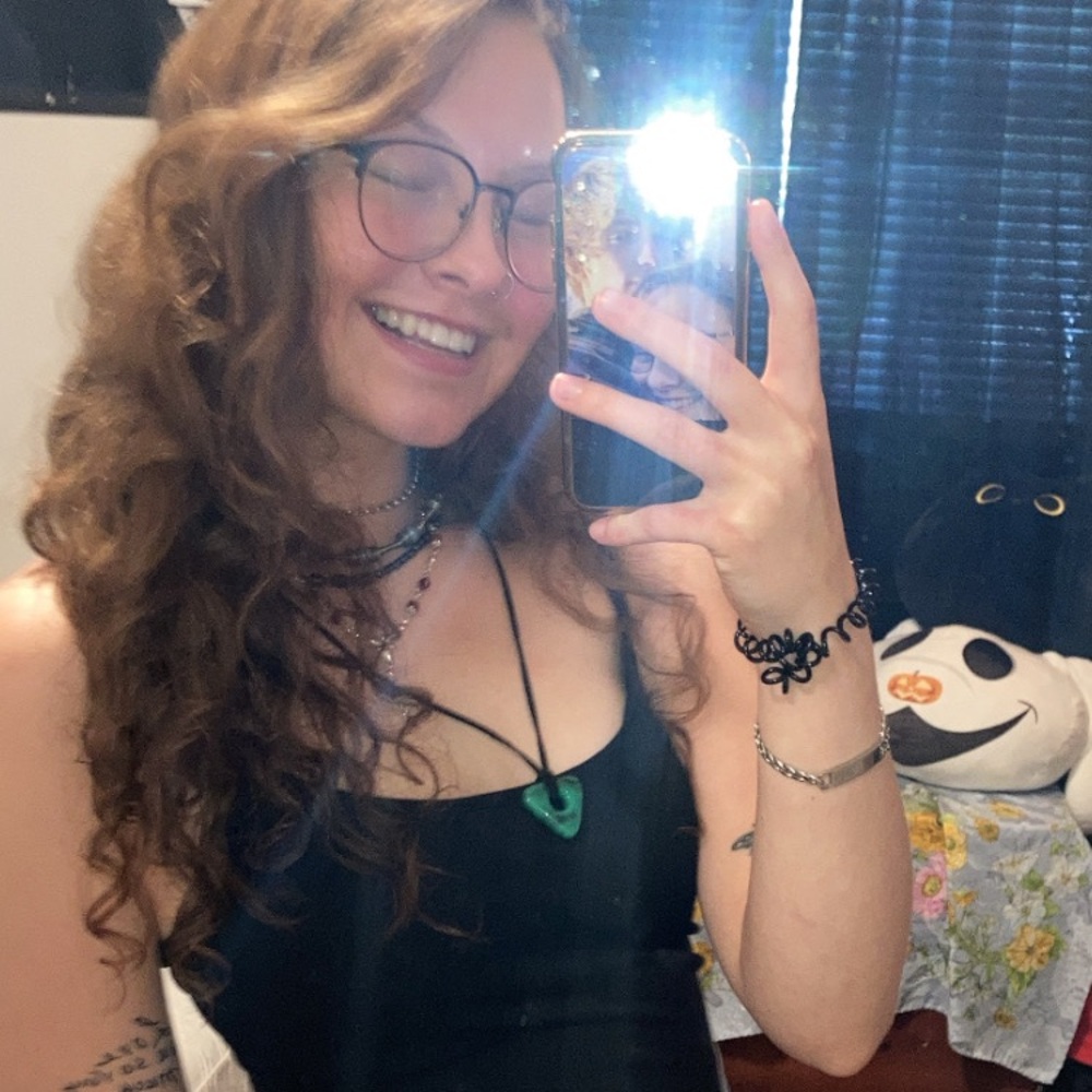 Meet your Posher, Courtney